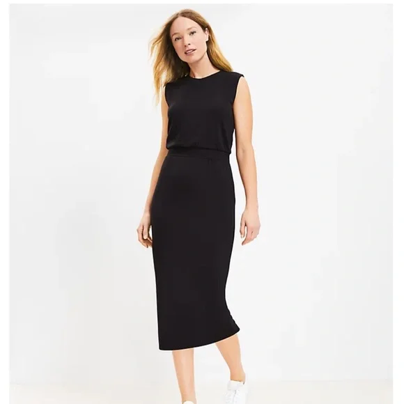 NWT Lou & Grey Cinched Waist Midi Dress